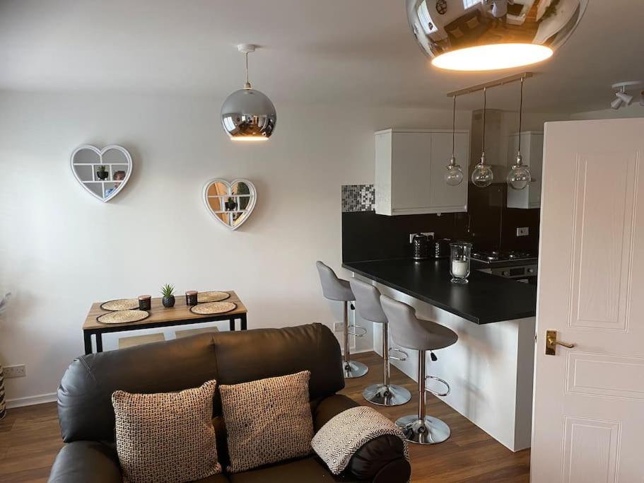 Perfectly Situated Luxury 2 Bedroom Apartment Glasgow Extérieur photo